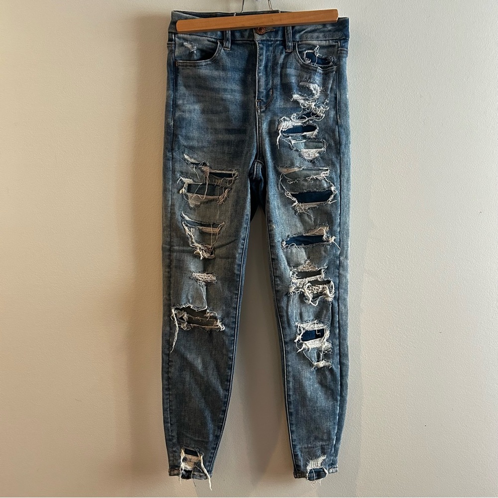 American Eagle Outfitters Blue Distressed Curvy High Rise Skinny Jeans, Size 0